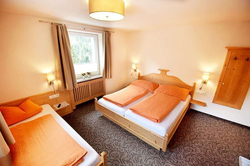 Triple room in the Gasthof Nogglerhof in Pfunds